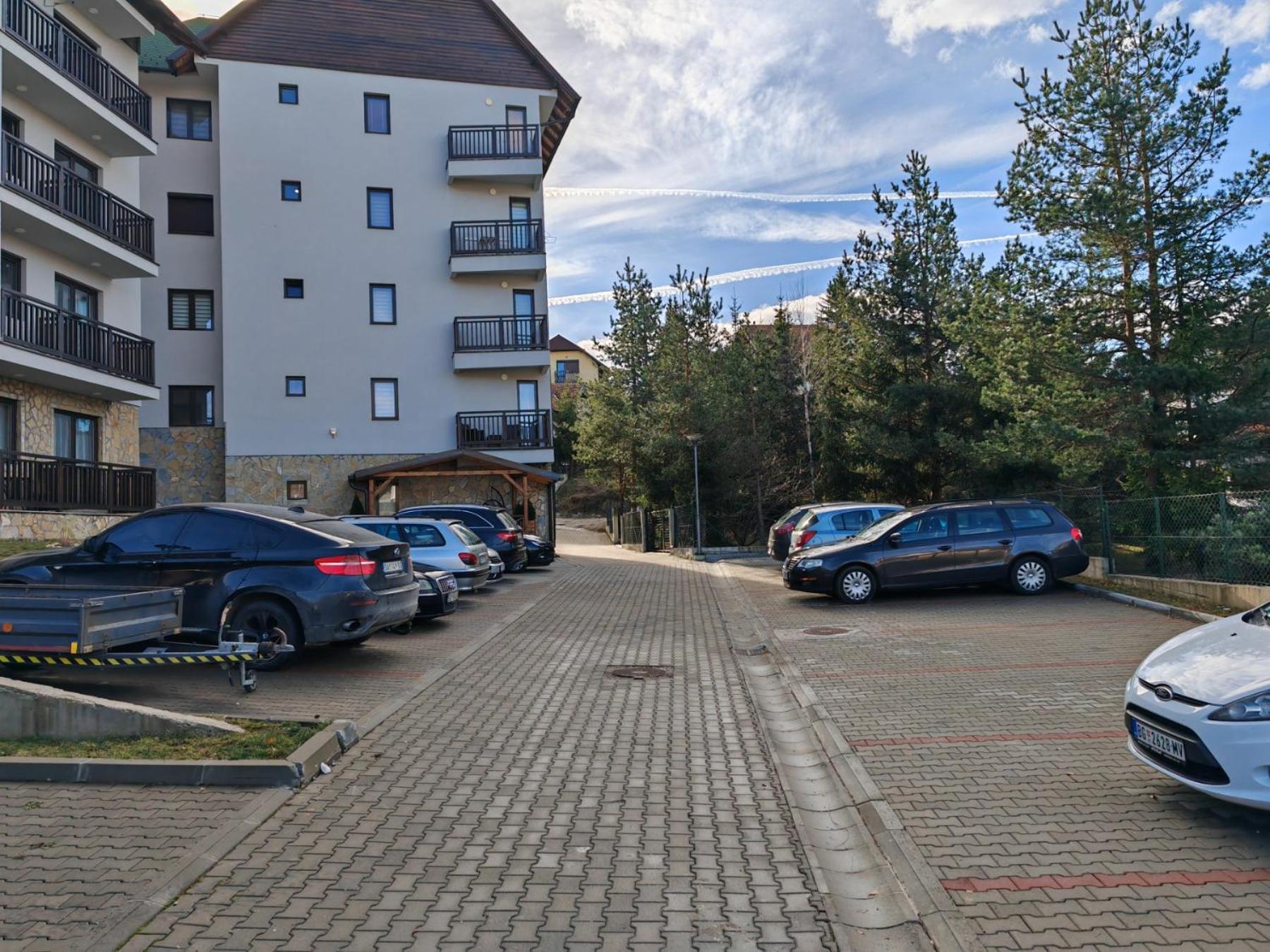 Apartment Mitrovic Lux